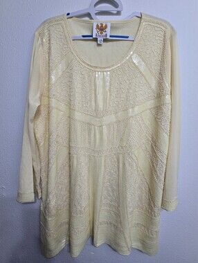Ameri Mode. Pale Yellow Sequin-Embellished Long Sleeve Scoop Neck Top